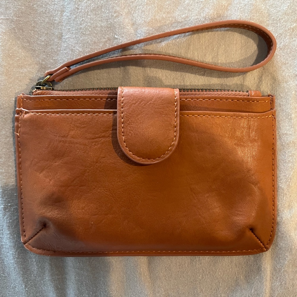 Universal Thread Wristlet Wallet